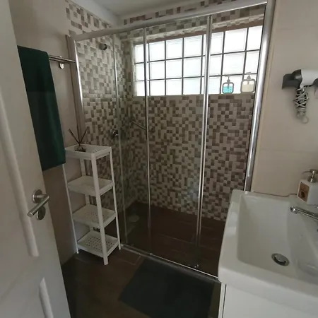 Sossego E Tranquilidade-Valley Guest House-Perto De Lisboa-Estacionamento A Porta Do Alojamento Arruda dos Vinhos Buitenkant foto
