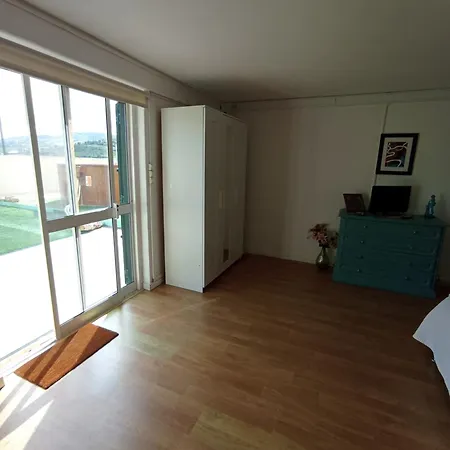 Sossego E Tranquilidade-Valley Guest House-Perto De Lisboa-Estacionamento A Porta Do Alojamento Arruda dos Vinhos Buitenkant foto