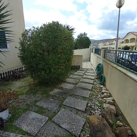 Sossego E Tranquilidade-Valley Guest House-Perto De Lisboa-Estacionamento A Porta Do Alojamento Arruda dos Vinhos Buitenkant foto