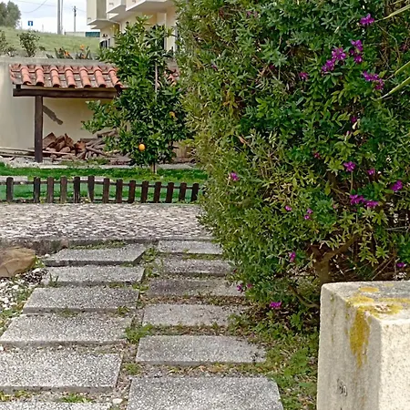 Sossego E Tranquilidade-Valley Guest House-Perto De Lisboa-Estacionamento A Porta Do Alojamento Arruda dos Vinhos Buitenkant foto