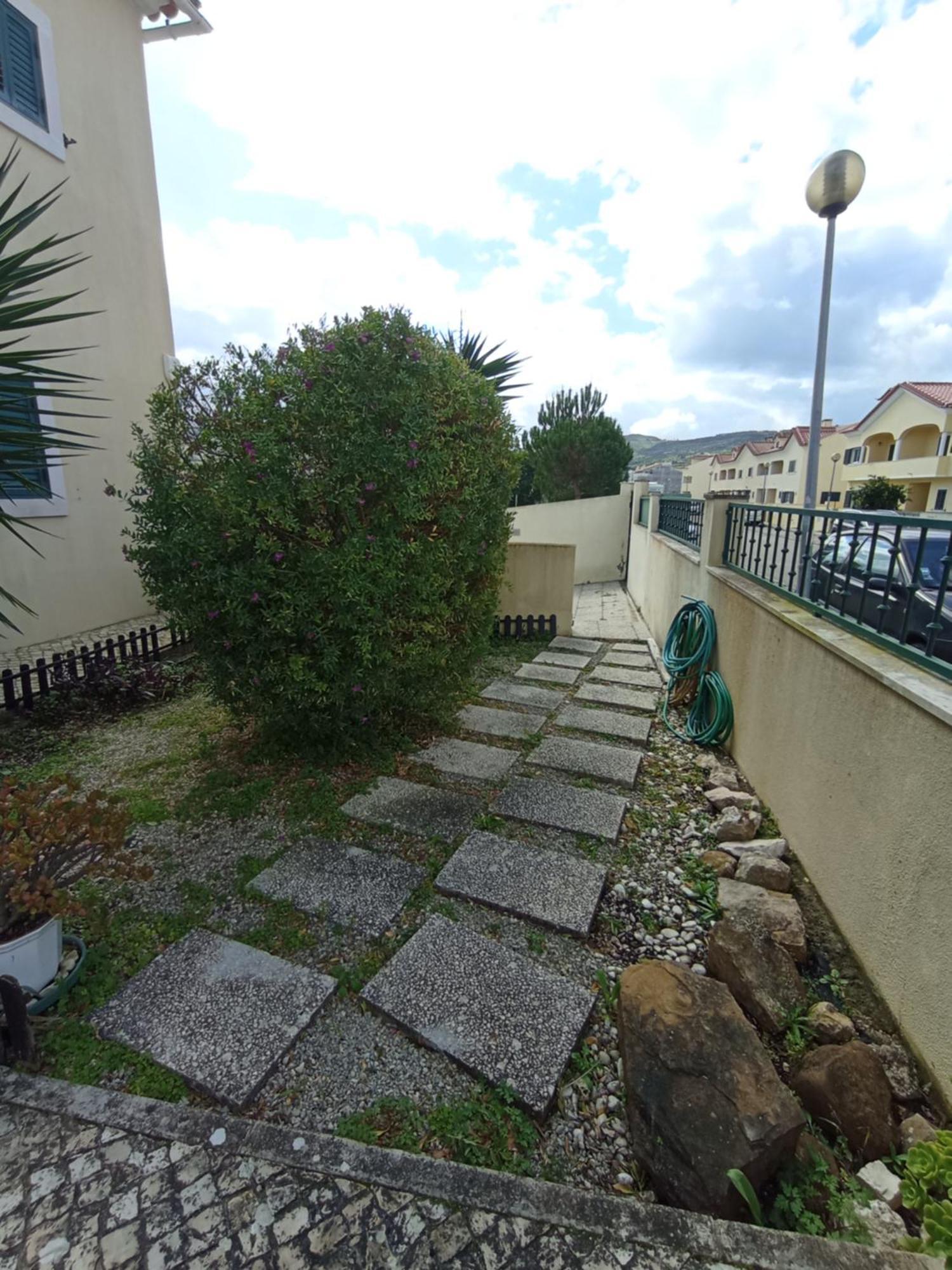 Sossego E Tranquilidade-valley Guest House-perto De Lisboa-estacionamento A Porta Do